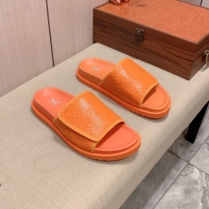 Louis Vuitton Slippers